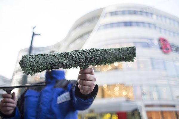 glas und gebäudereinigung